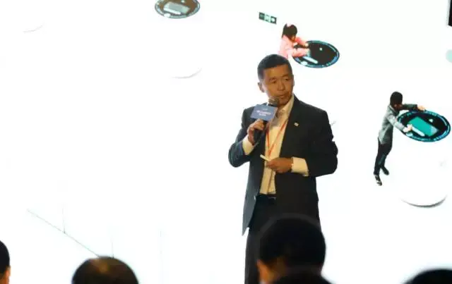 普华永道（PwC）中国金融业管理咨询主管合伙人张立钧
