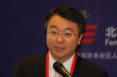 项安达博士，贝恩公司全球合伙人、大中华区金融服务业联席主管，常驻北京
